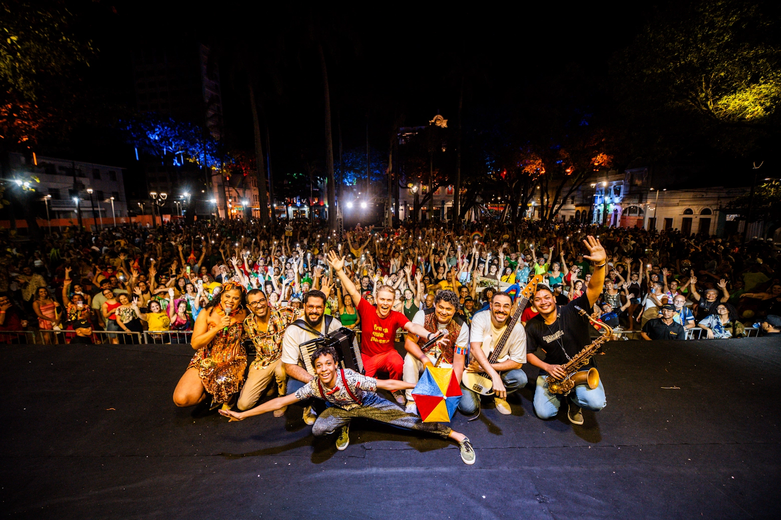 Carlos e público, Praça do Arsenal   | Foto por Hannah Carvalho