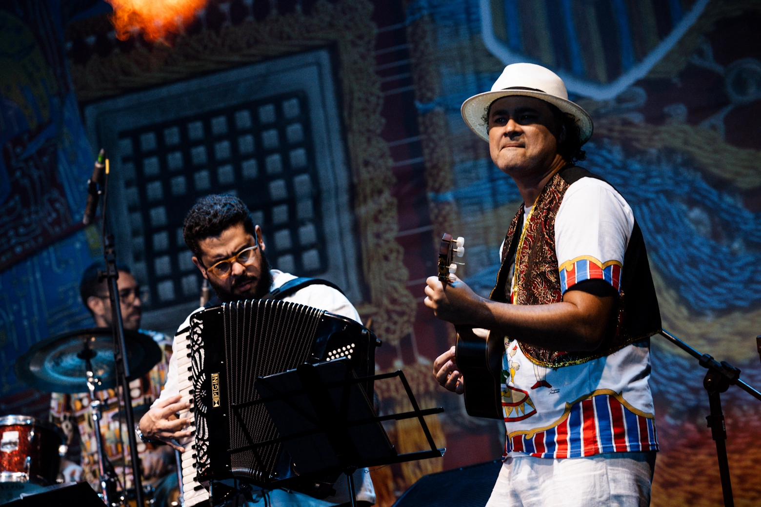 Julinho e Rafa, Praça do Arsenal   | Foto por Hannah Carvalho