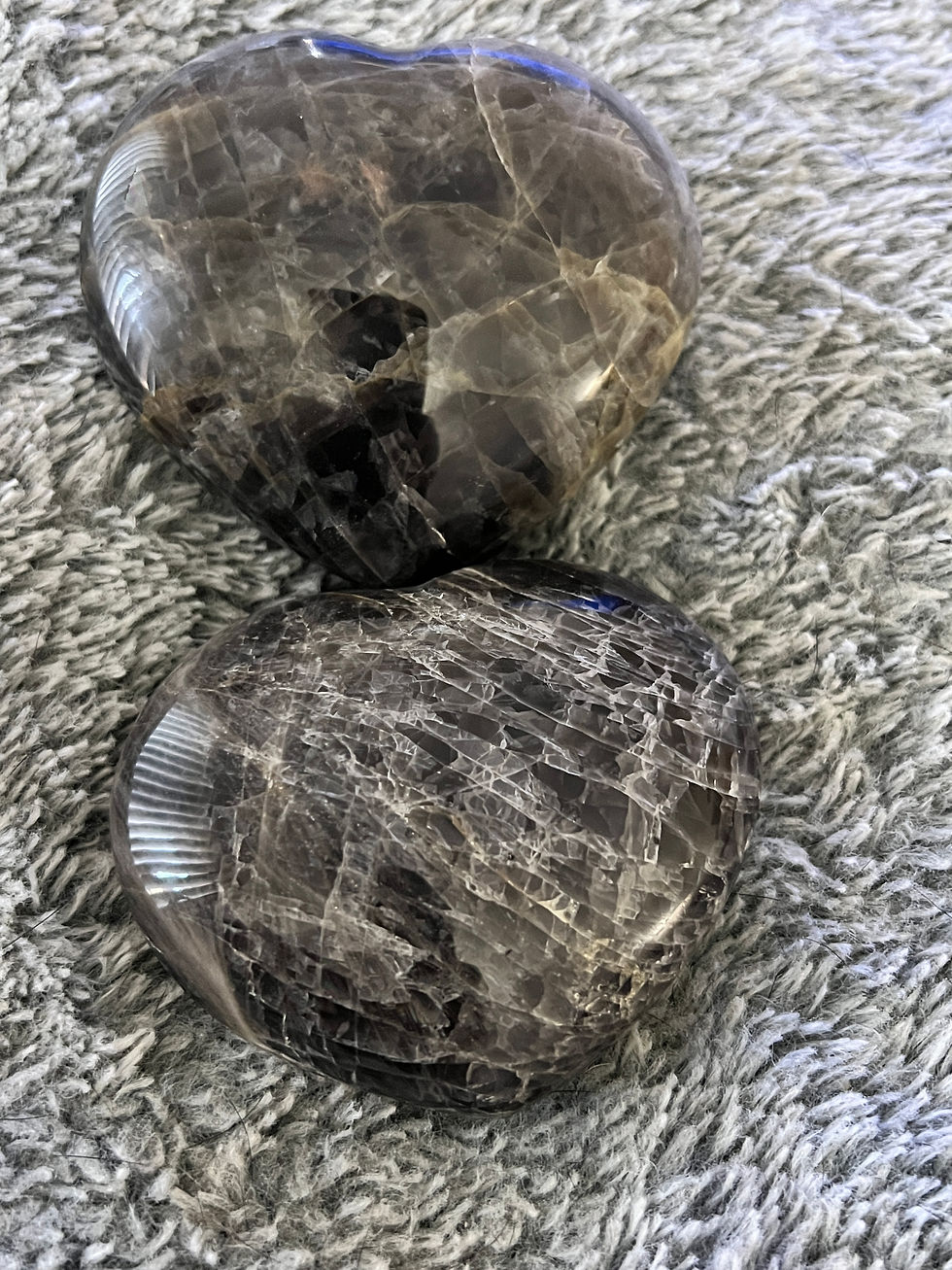 Miniaturbild: Black Moonstone Heart With Fireworks
