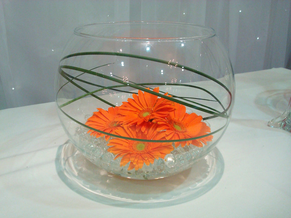GOLDFISH BOWL GERBERA CENTREPIECE
