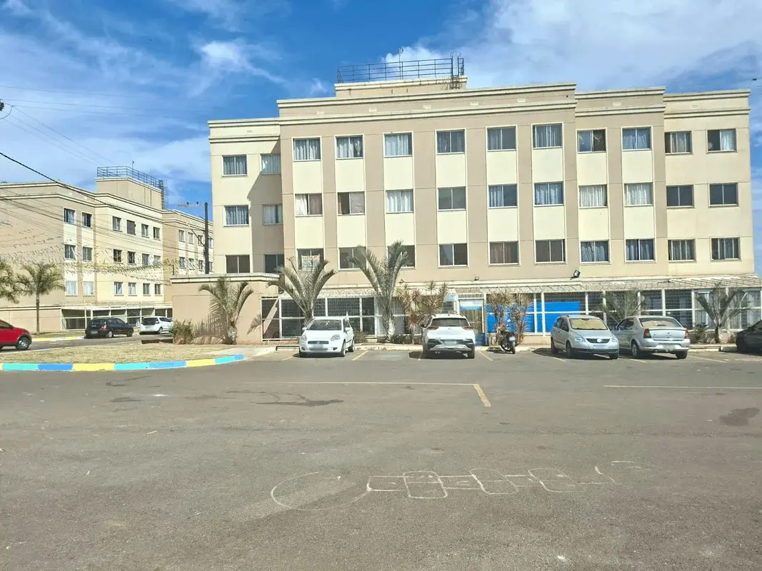 APARTAMENTO À VENDA – SAMAMBAIA NORTE/DF