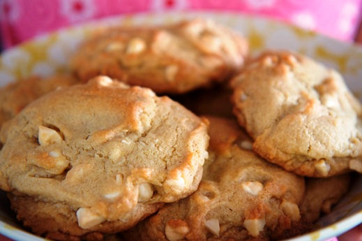 White Chocolate Macadamia Nut Cookie