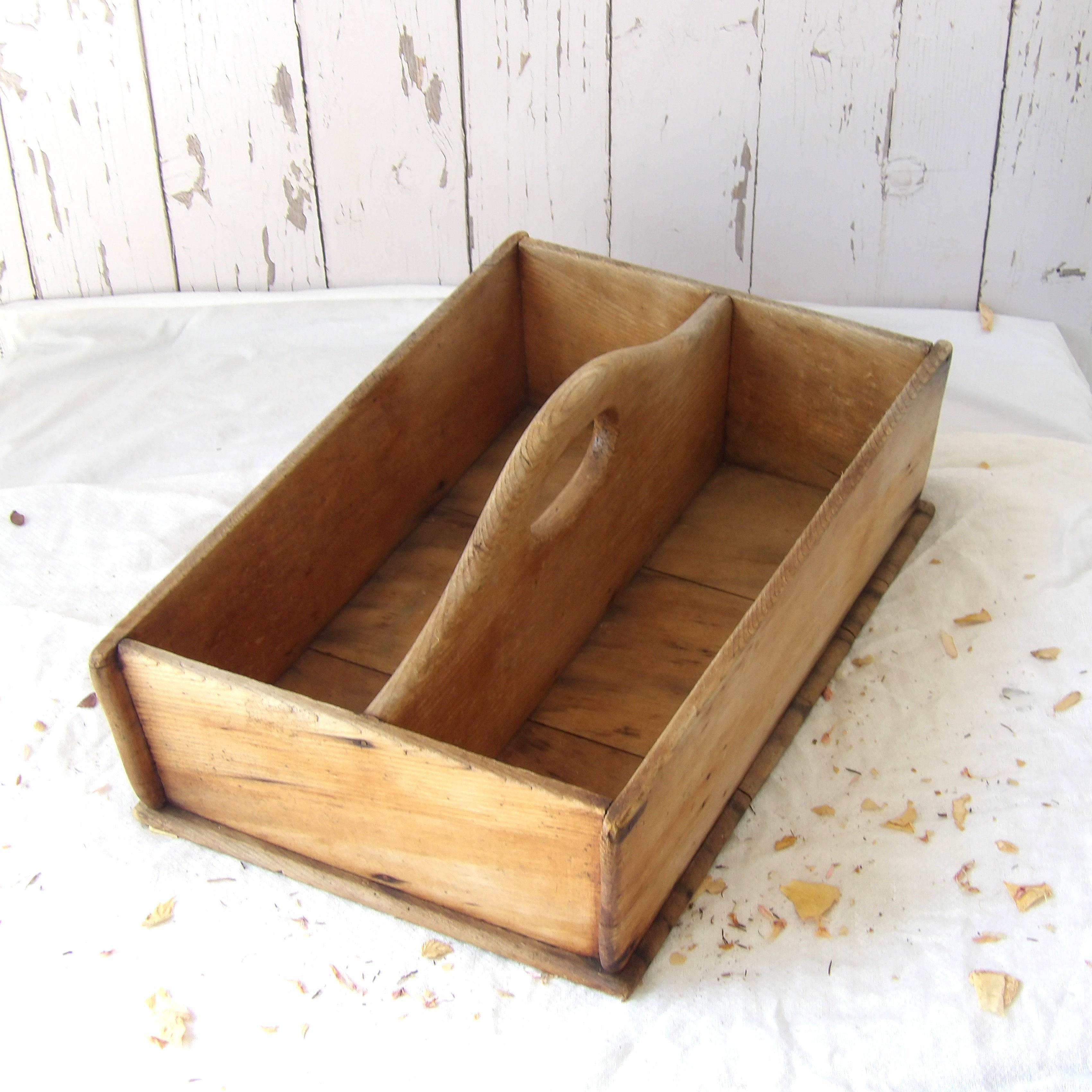 rustic vintage pine caddy with central handle