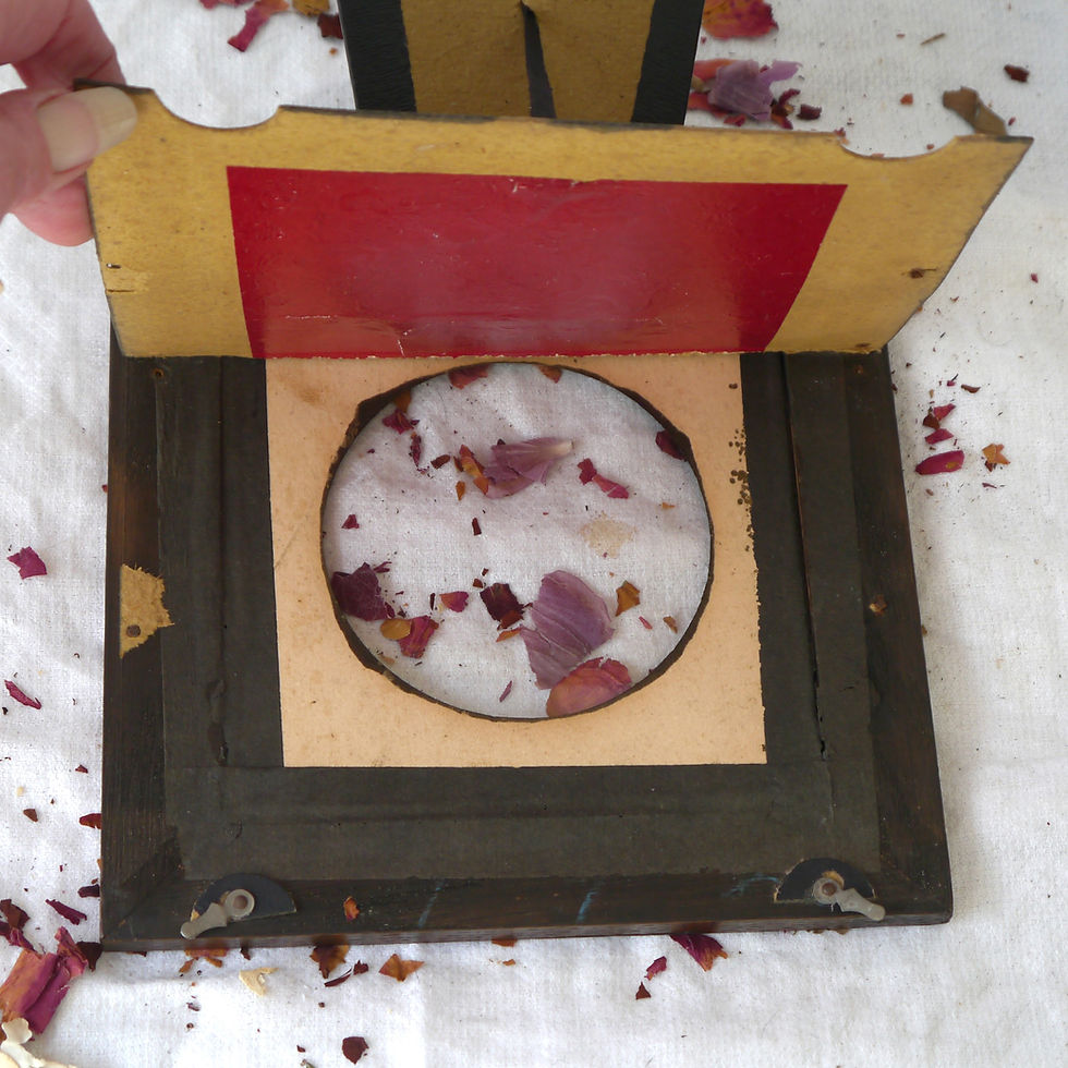 Thumbnail: Square antique wooden photo frame