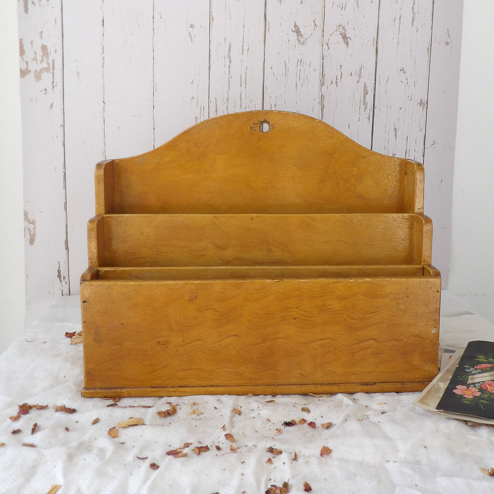 Antique wooden stationery rack with painted finish