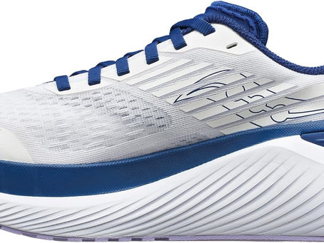 Saucony Women's Endorphin Shift 3 Running Shoe