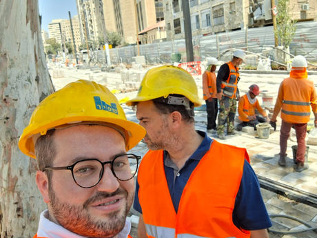 עובדי בלום כח אדם בשטח