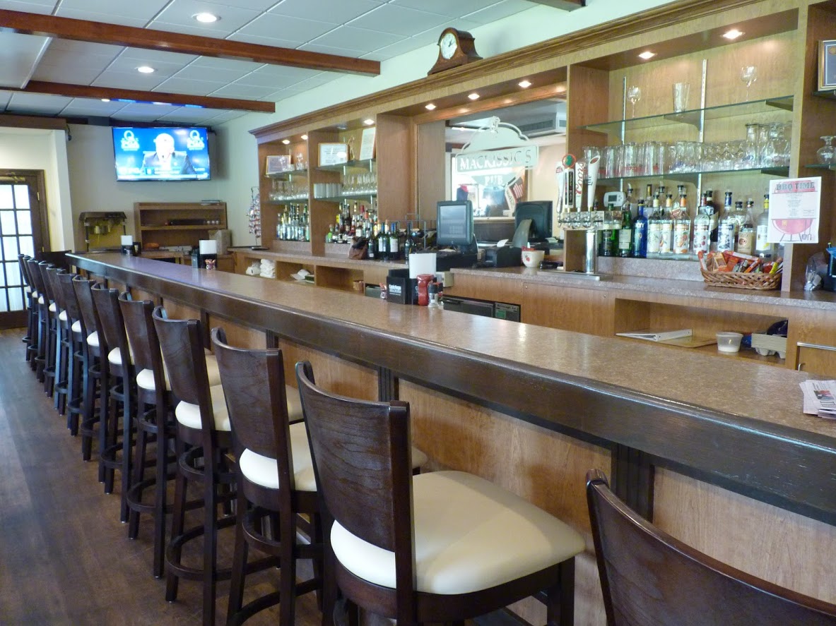 bar