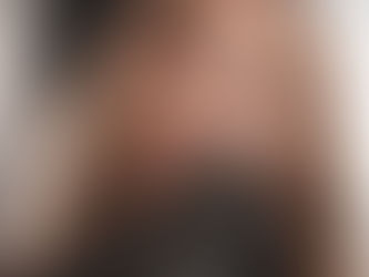 MILEY RECEBE PRÊMIO NO WEISH MUSIC INSPIRATION AWARD PELO SEU BAIXISTA