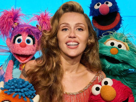 MILEY CYRUS É ANUNCIADA NO PROGRAMA SESAME STREET