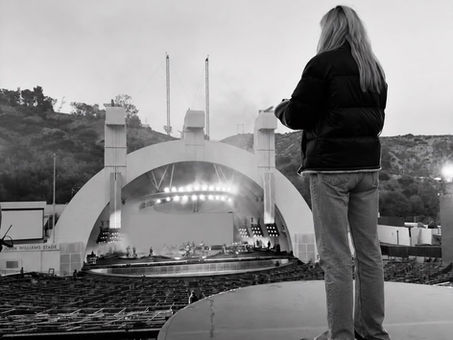 MILEY SEGUE EM CONTAGEM REGRESSIVA PARA DOIS SHOWS NO HOLLYWOOD BOWL