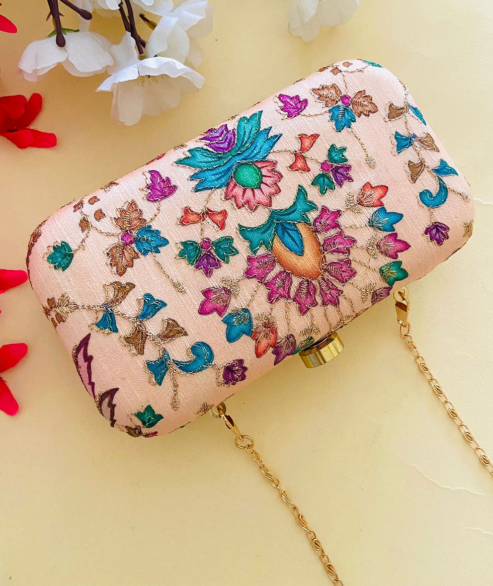 Thumbnail: Women Trendy Fashionable Designer Party Wear Embroidered Ladies Clutch Bag