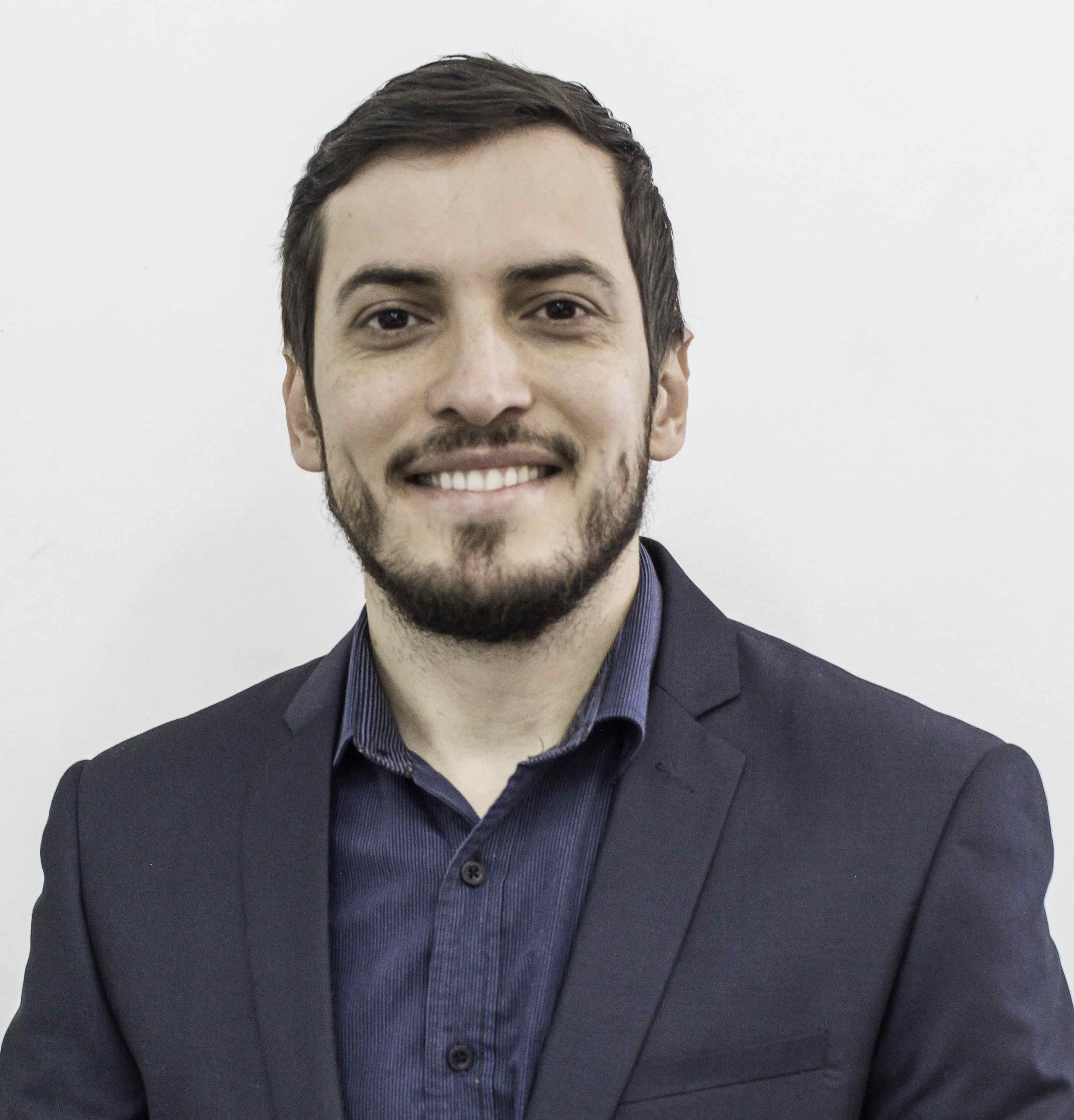 Maurício de Oliveira.gif