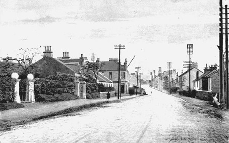 Glasgow Road looking east