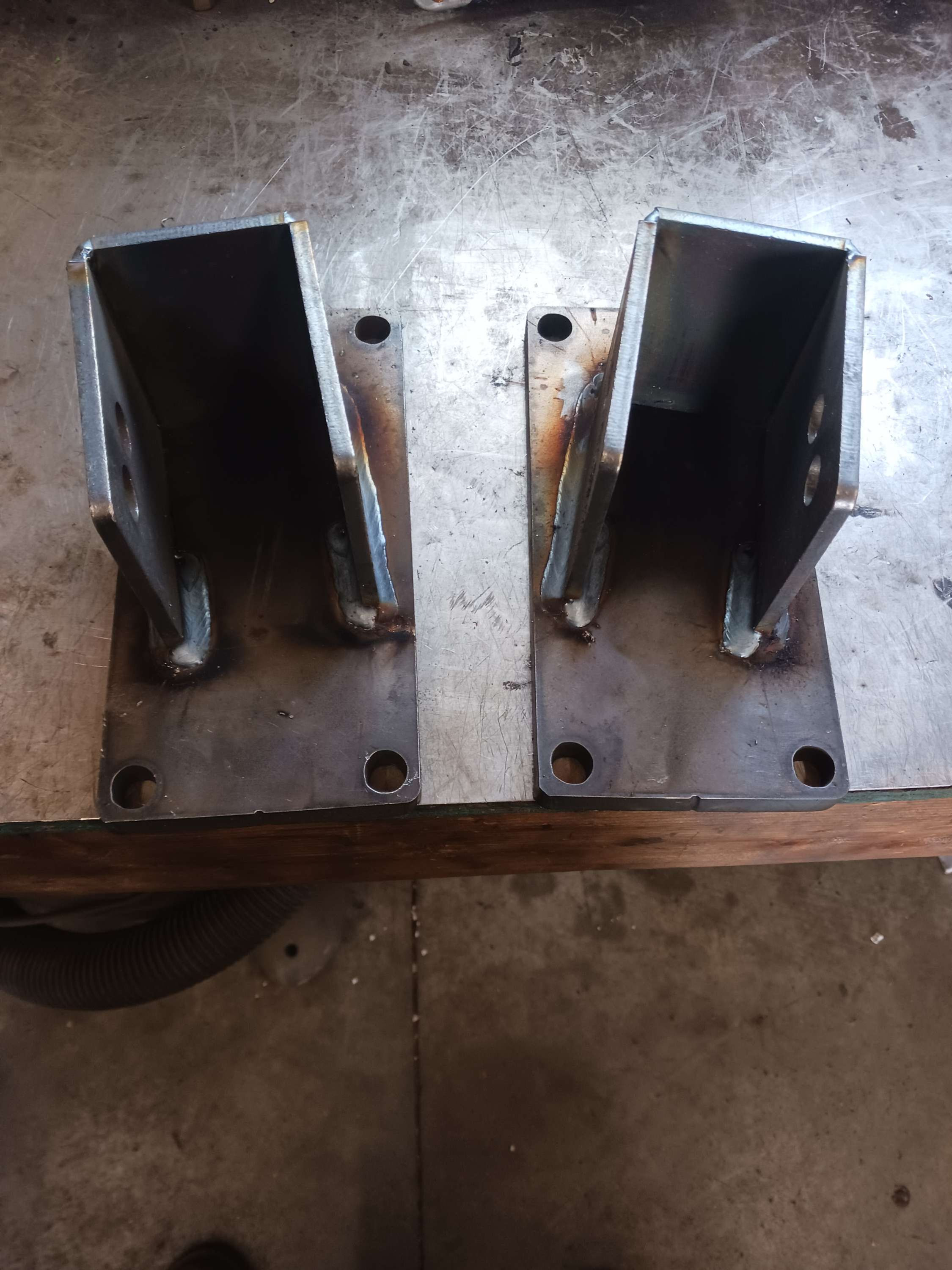 Replacement lower control arm mounts 