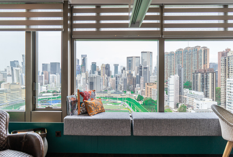 Exclusive Panoramic Racecourse View Apartment O