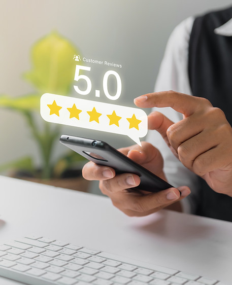 vecteezy_businessman-give-5-stars-rating-on-virtual-touch-screen-to_13801844.jpg