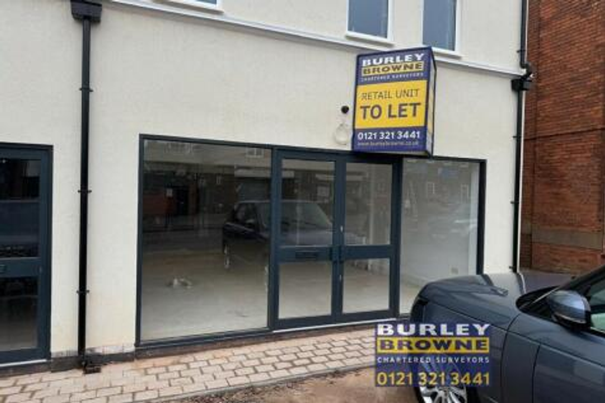 The Strategic Role of Retail Chartered Surveyors in Navigating Empty Retail Properties - Landlords need to do their bit