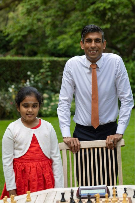 BIG BREAKING : Chess Prodigy Bodhana Sivanandan Becomes UK’s No. 1 Female Player; Receives High Praise from Rishi Sunak