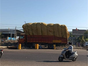 ਲੁਧਿਆਣਾ ਨੇੜੇ NH-44 ‘ਤੇ ਰਾਤ 3 ਵਜੇ ਟਰੱਕ ਹਾਦਸਾ, ਨਿਰਮਾਣ ਮਲਬੇ ਕਾਰਨ ਵਾਪਰੀ ਘਟਨਾ