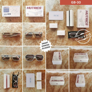 Mutrics Game Boy-styled Bluetooth gaming glasses for the DMG-01