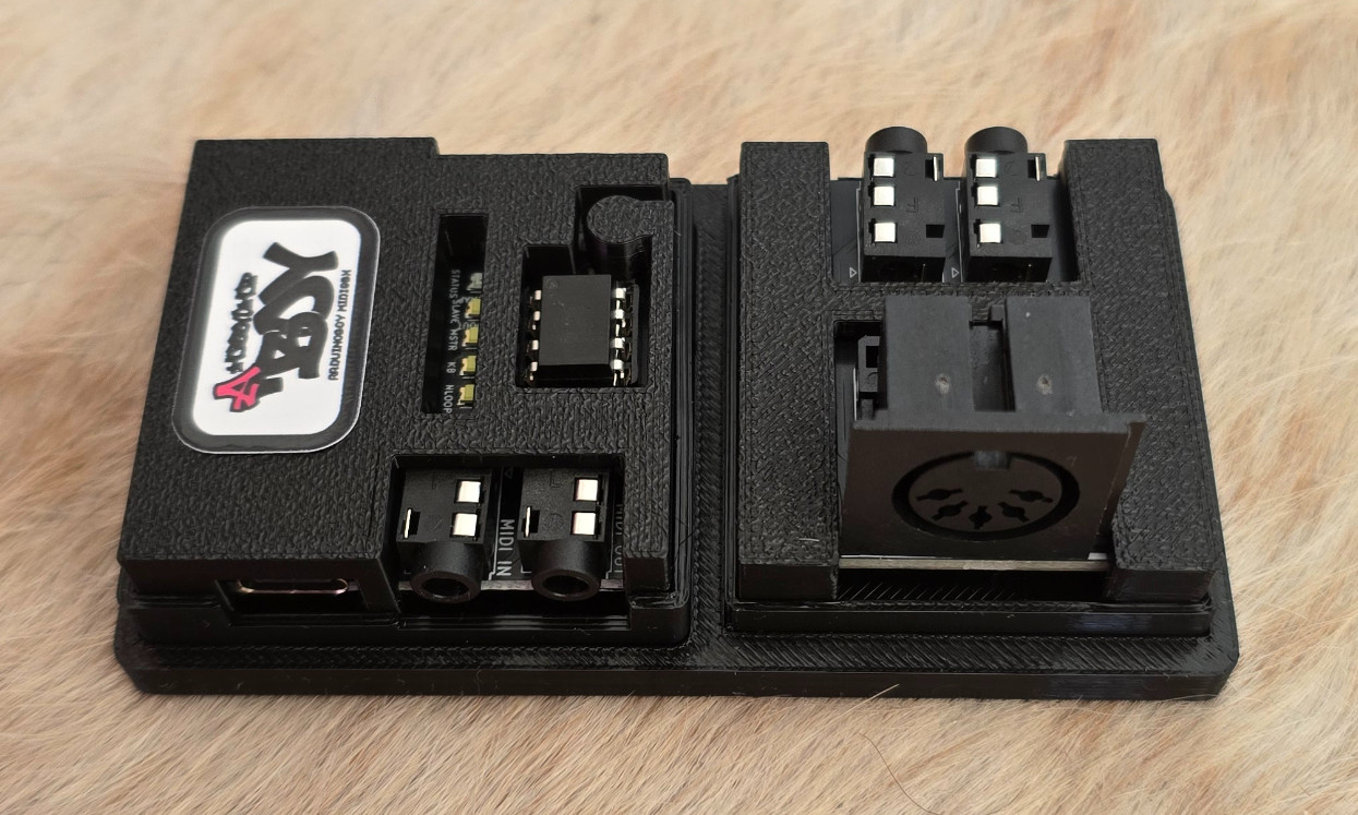 Arduinoboy Pro for Game Boy (MIDI Port)