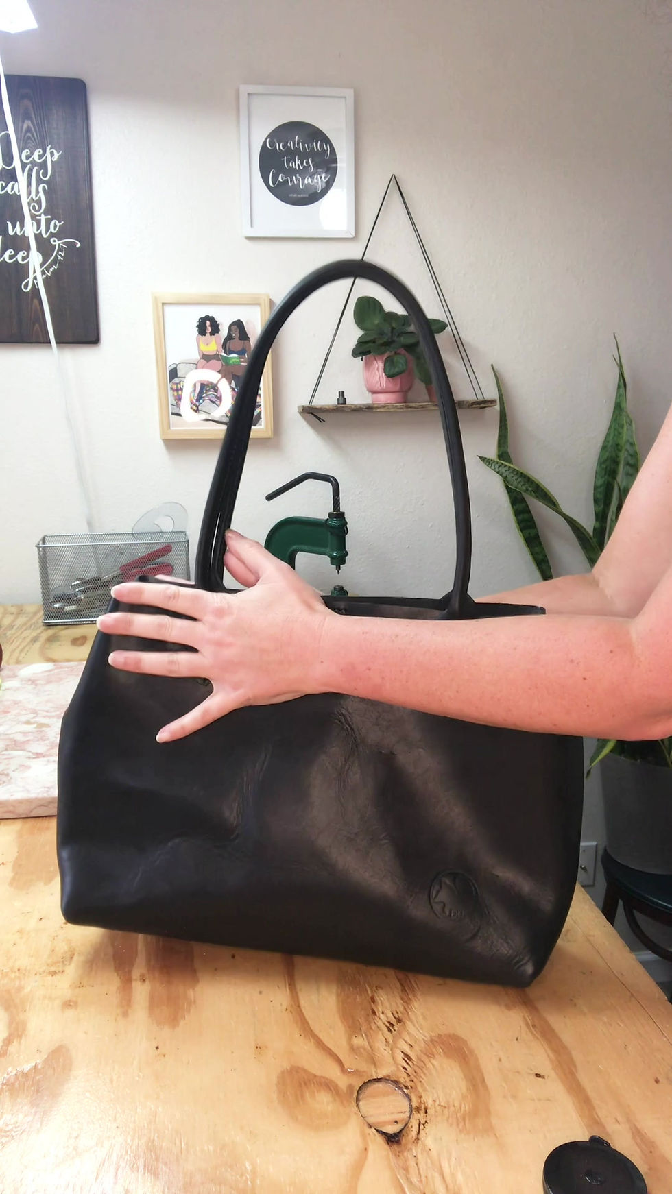 Thumbnail: Abigail Tote with Wallet