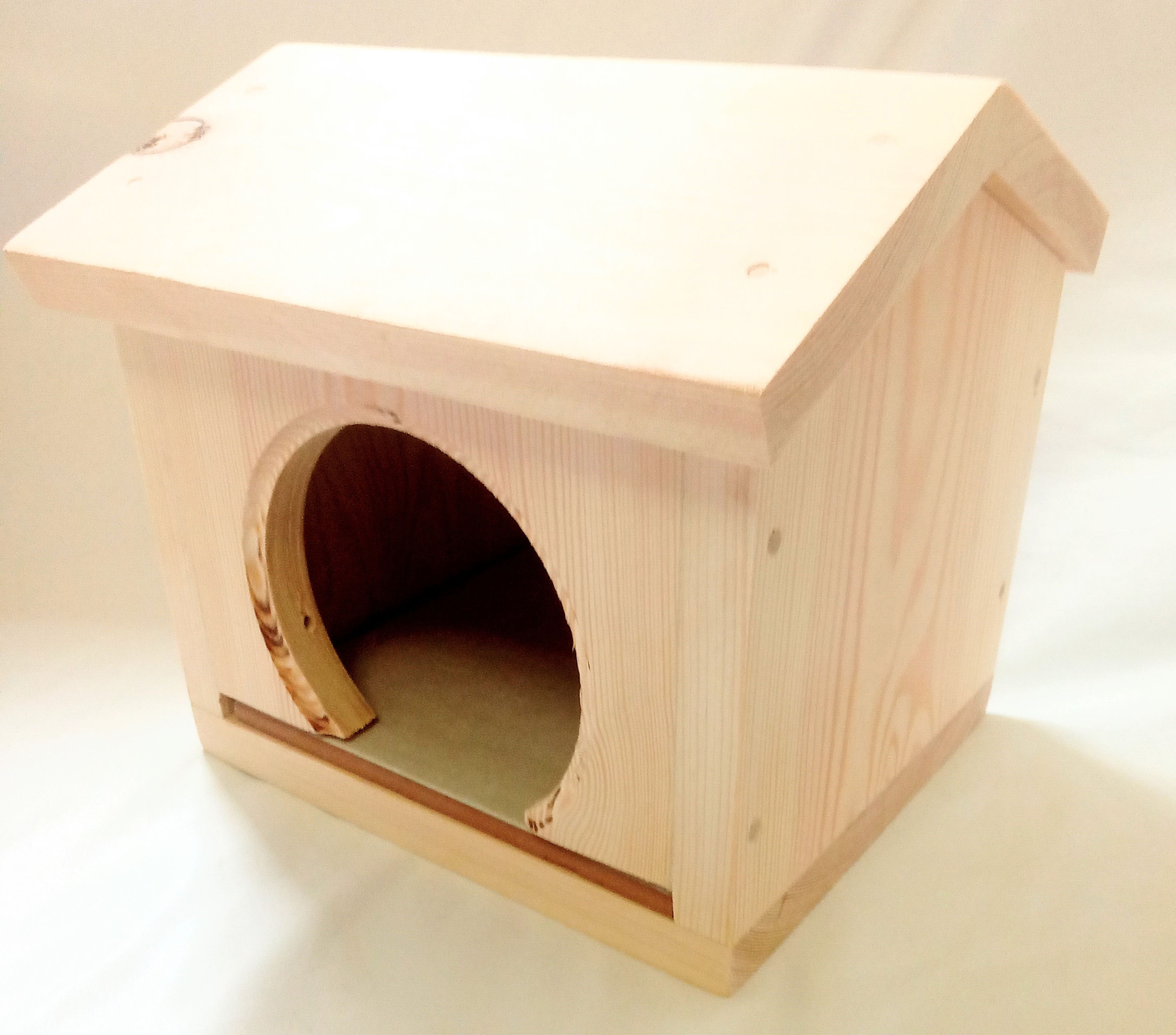 Hideaway Cooling House