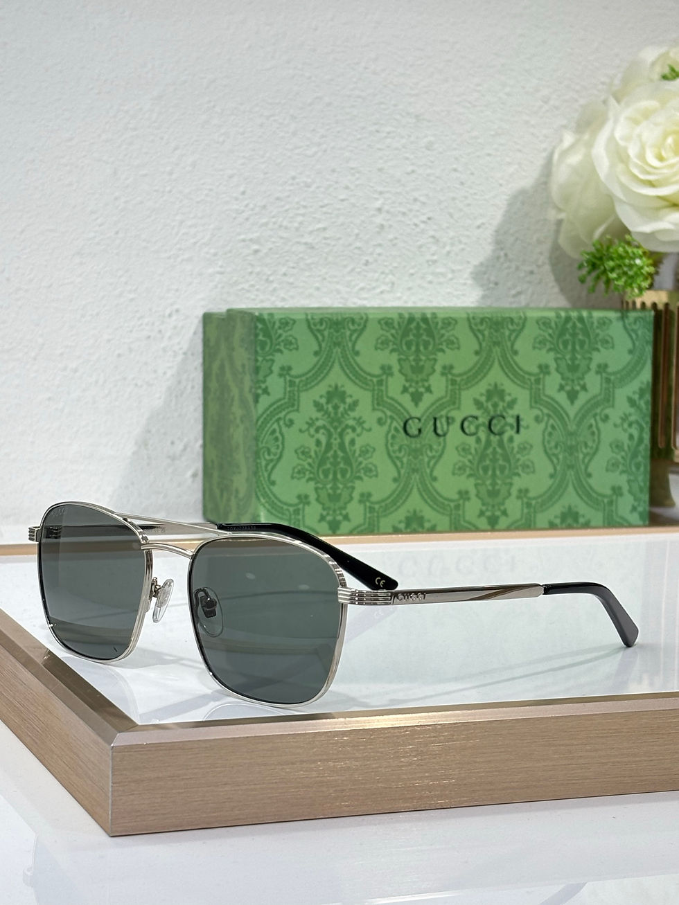 Miniature : Sunglasses  GG1881S