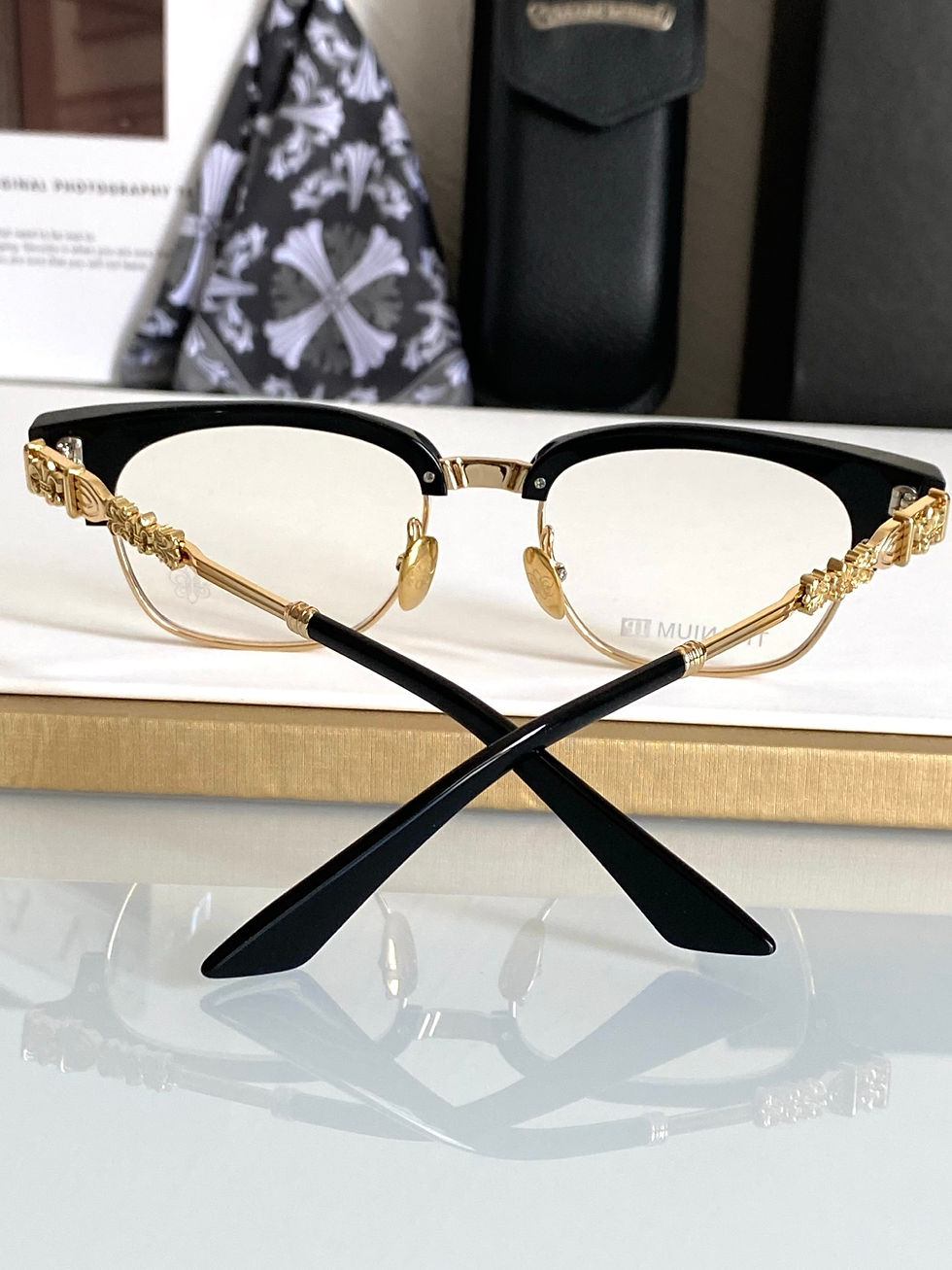 Miniature : Sunglasses CH8224