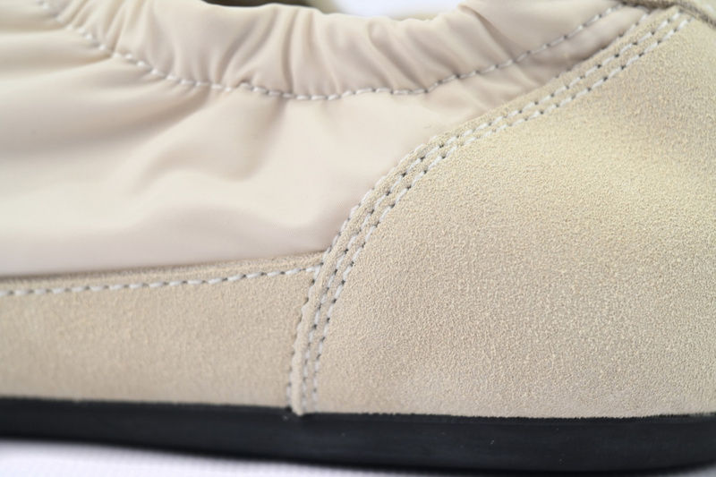 Thumbnail: Collapse Sneakers