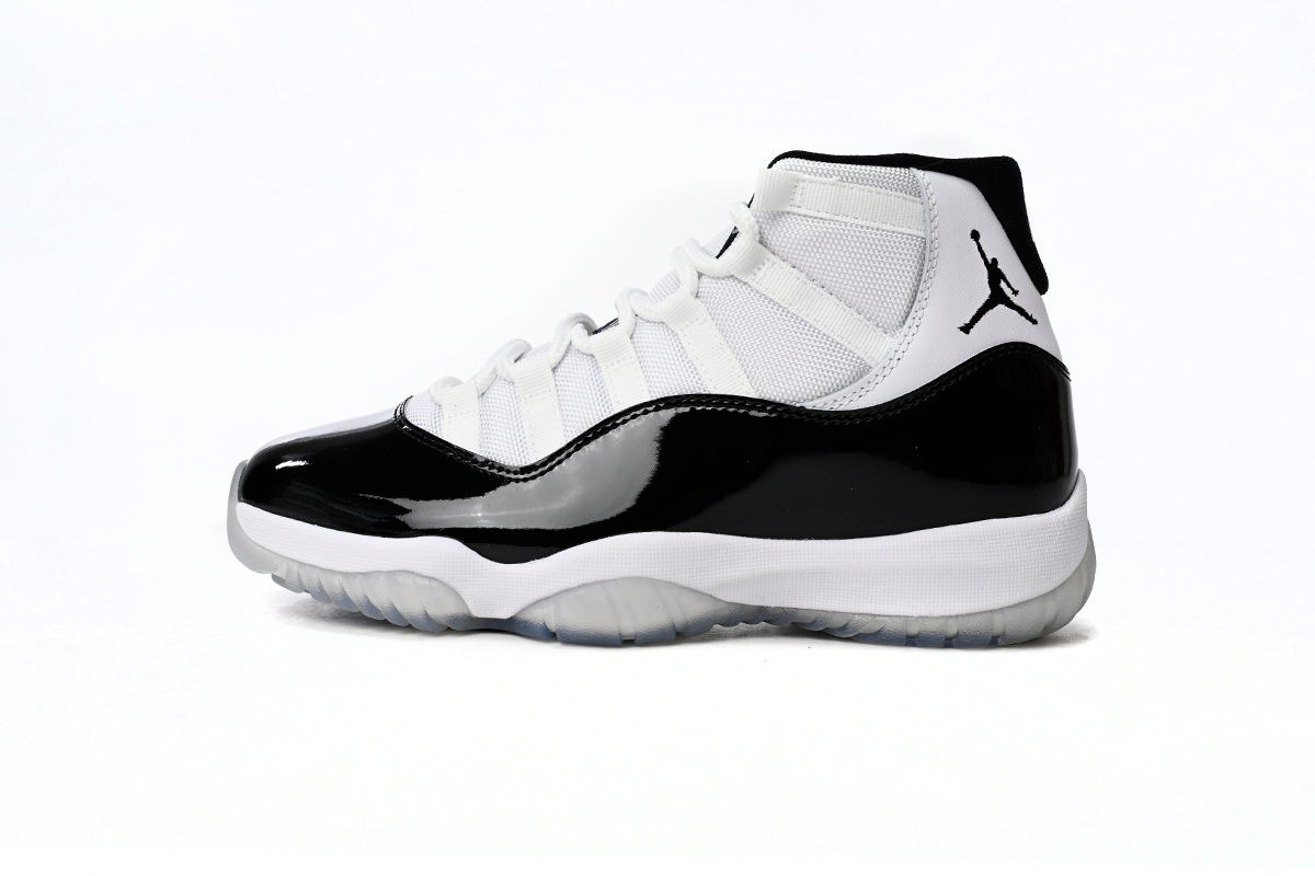 Air Jordan 11 Retro "Concord