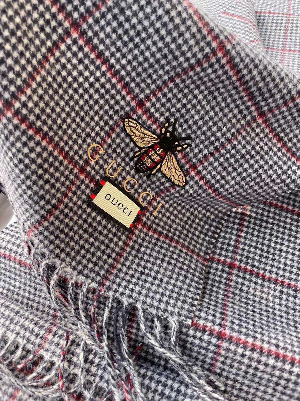 Miniatura: Scarf