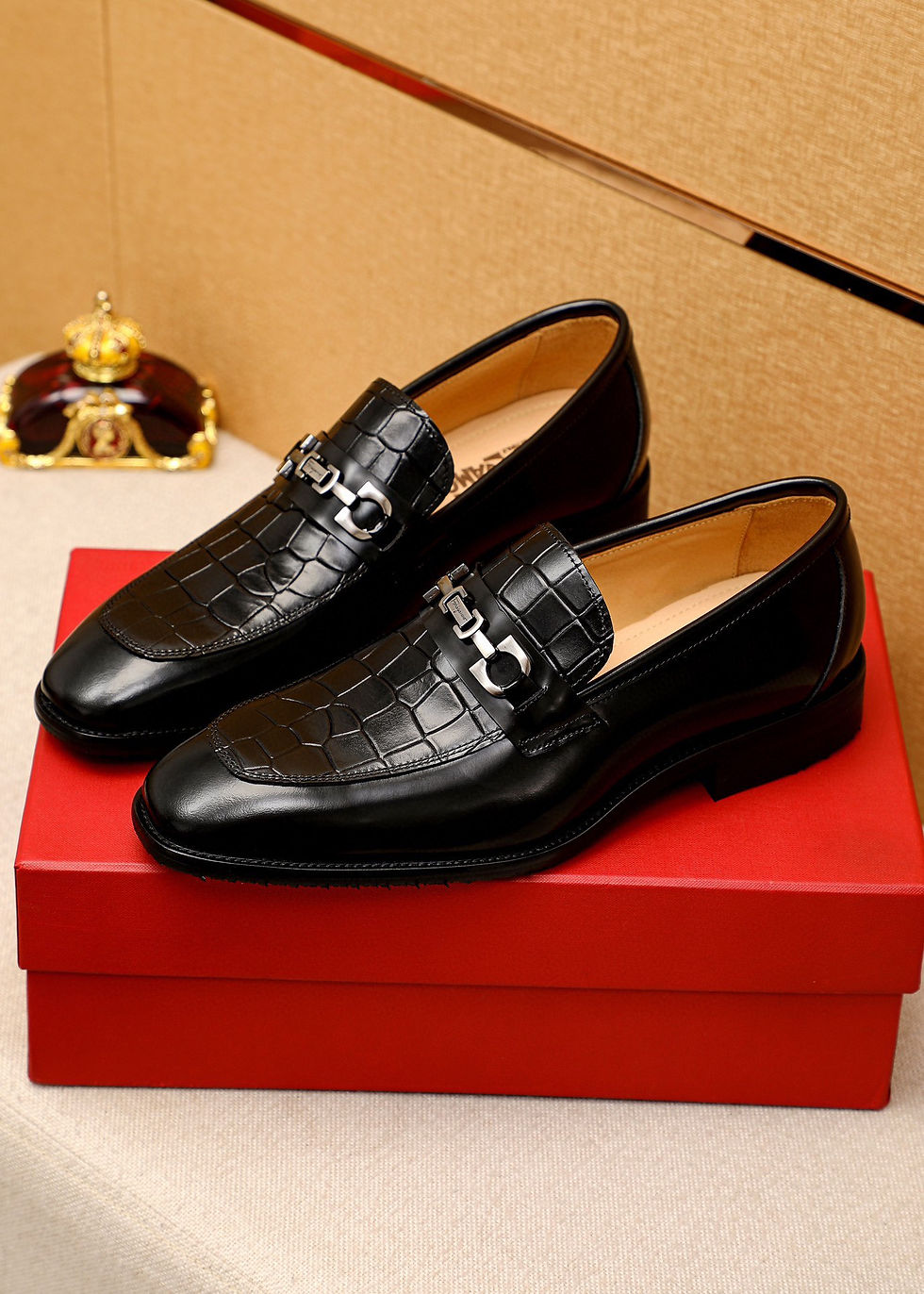 Miniature : Ferragamo Leather Shoes