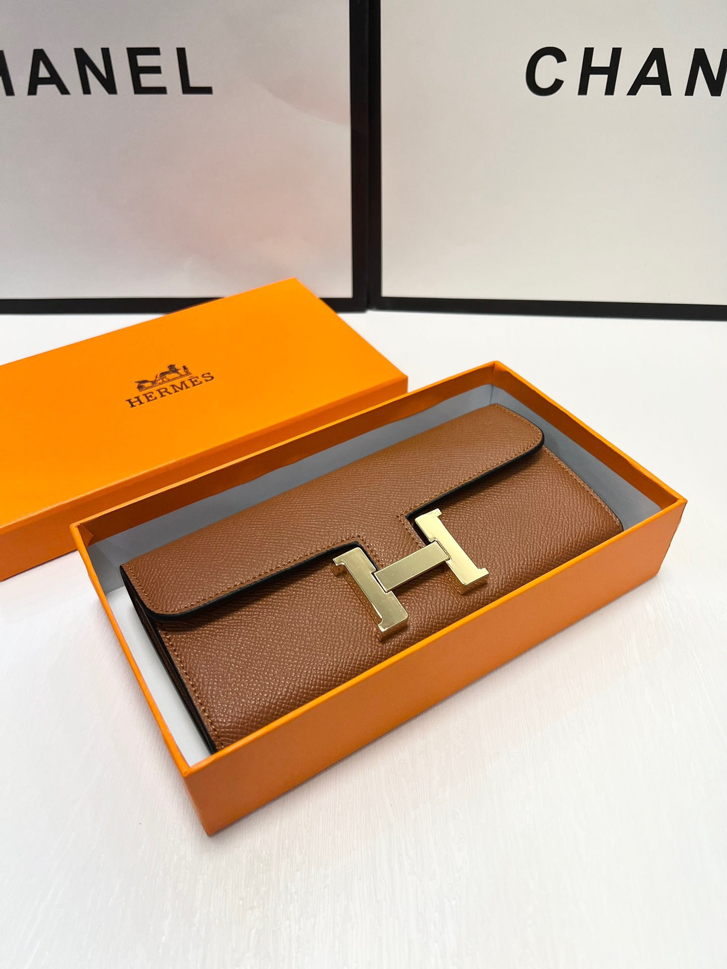 Constance To Go Wallet