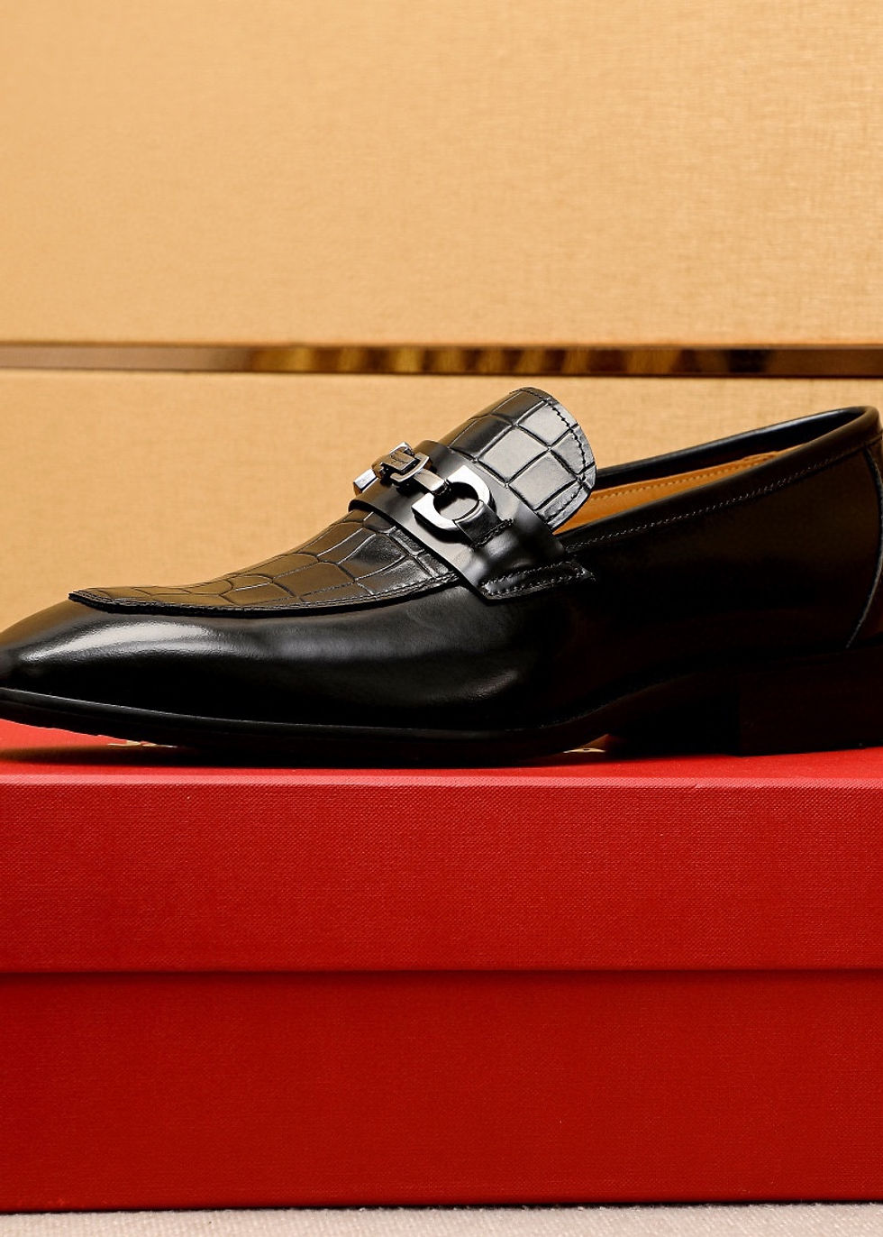 Miniature : Ferragamo Leather Shoes
