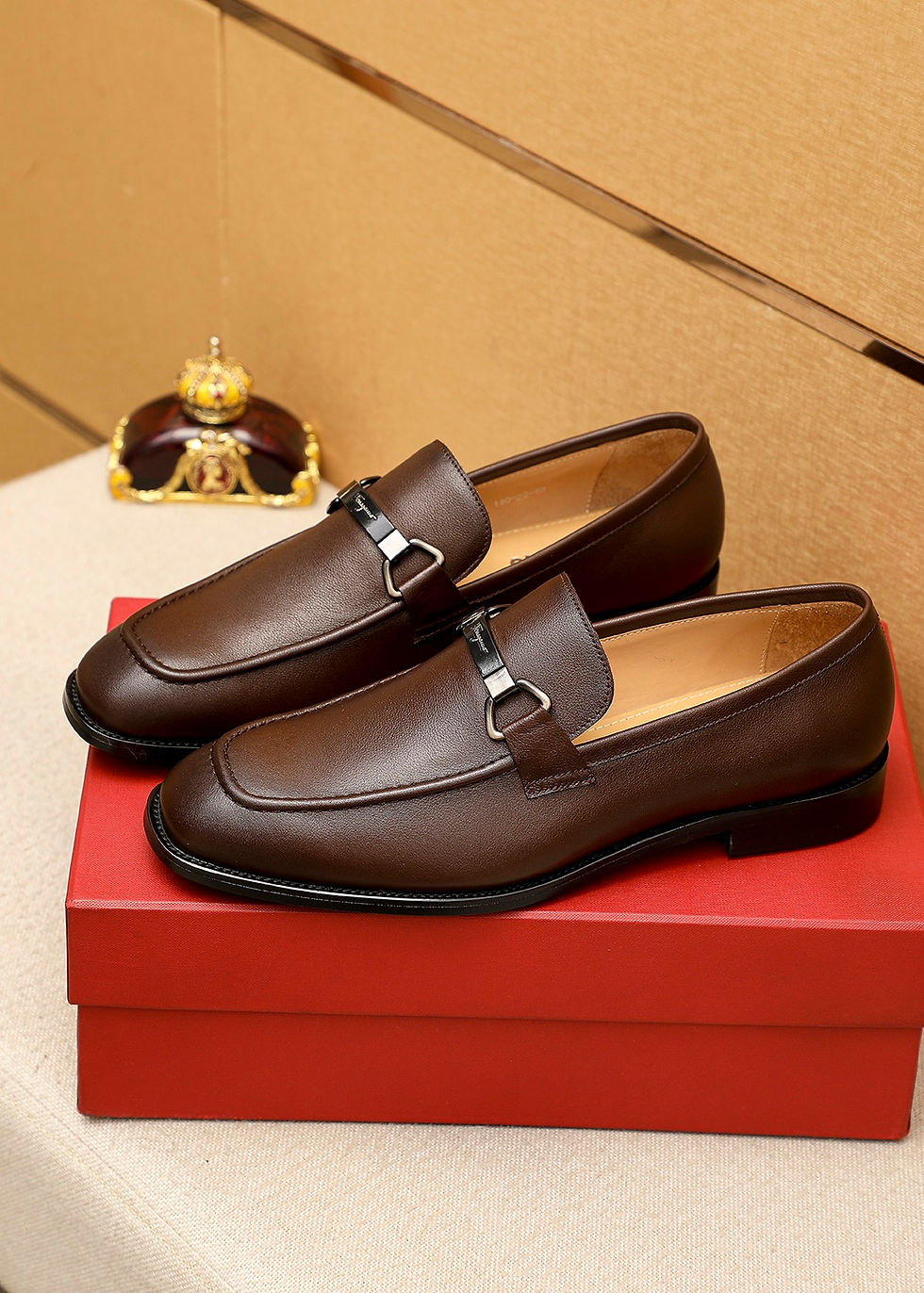 Miniature : Ferragamo Leather Shoes