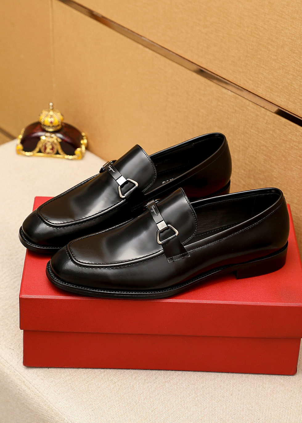 Miniature : Ferragamo Leather Shoes
