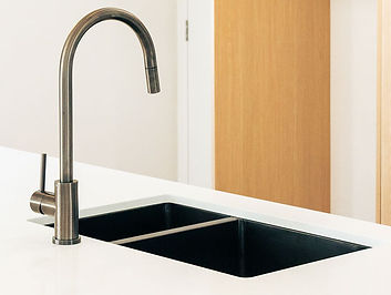 header-sinks.jpg