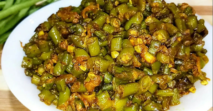Green Lobia Dry Vegetable Recipe (Chawali/Boda) Delicious and easy homemade recipe