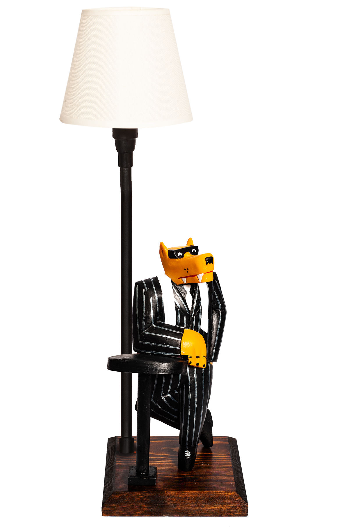 Stylish and cool wolf statue with a lamp.