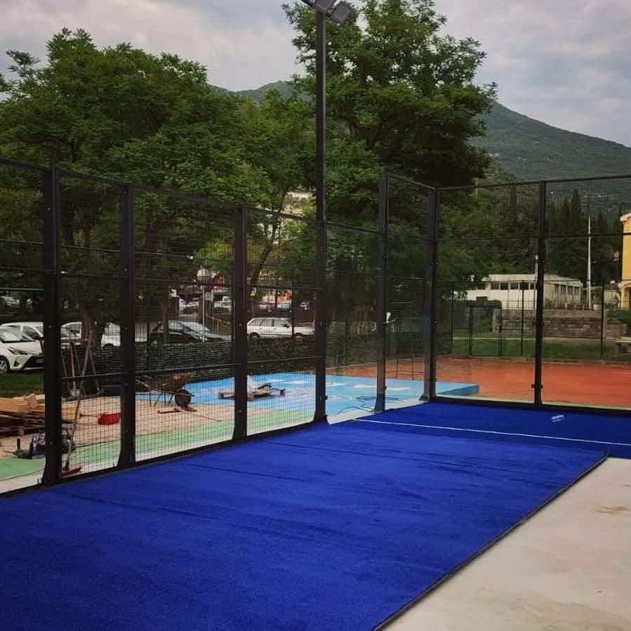 padel court installation (10)
