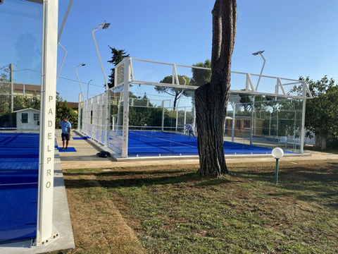 padel court installation (8).jpeg