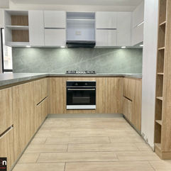 Cocina integral con terminados en madera
