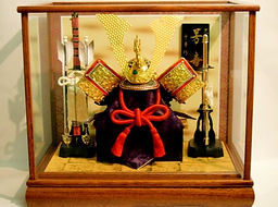 五月人形 ケース入り兜