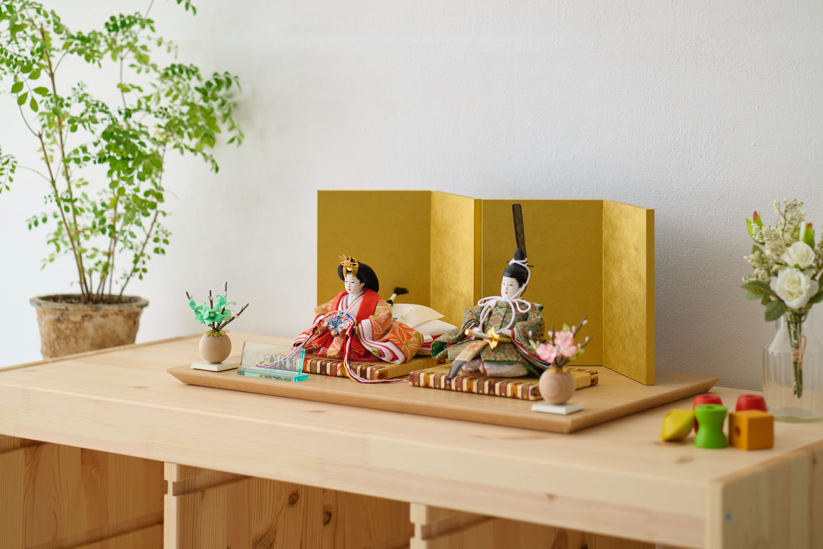 「SHINONOME」萌黄菱＋七宝紋様　コンパクトひな人形