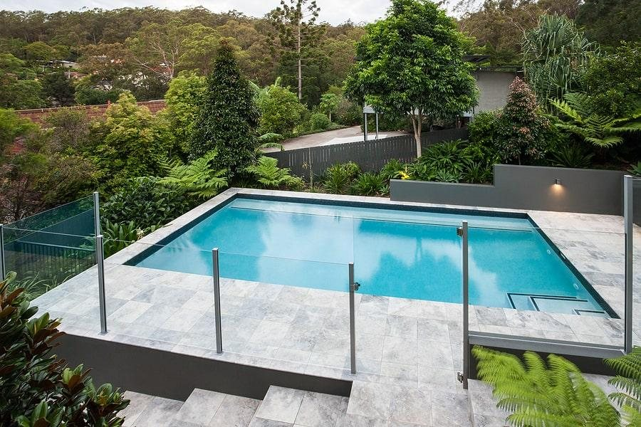 Pool Safety Fence Ideas to Style & Safeguard Your Yard