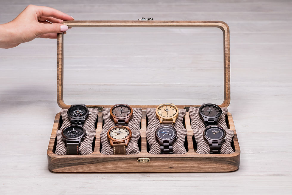 Thumbnail: Solid box with wood lid for 8 watches