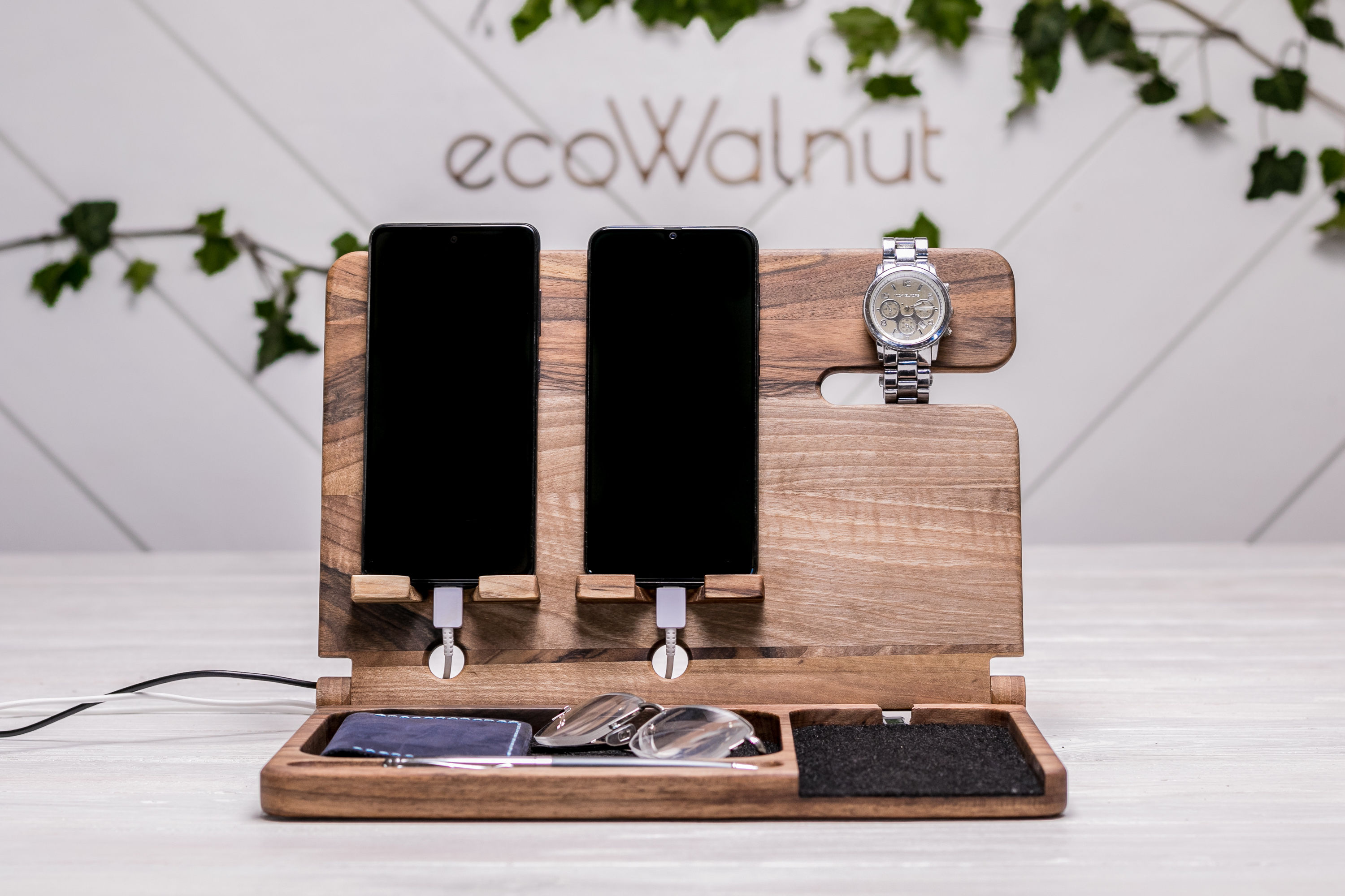 Беспроводная зарядка для двух телефонов "Double dock station"