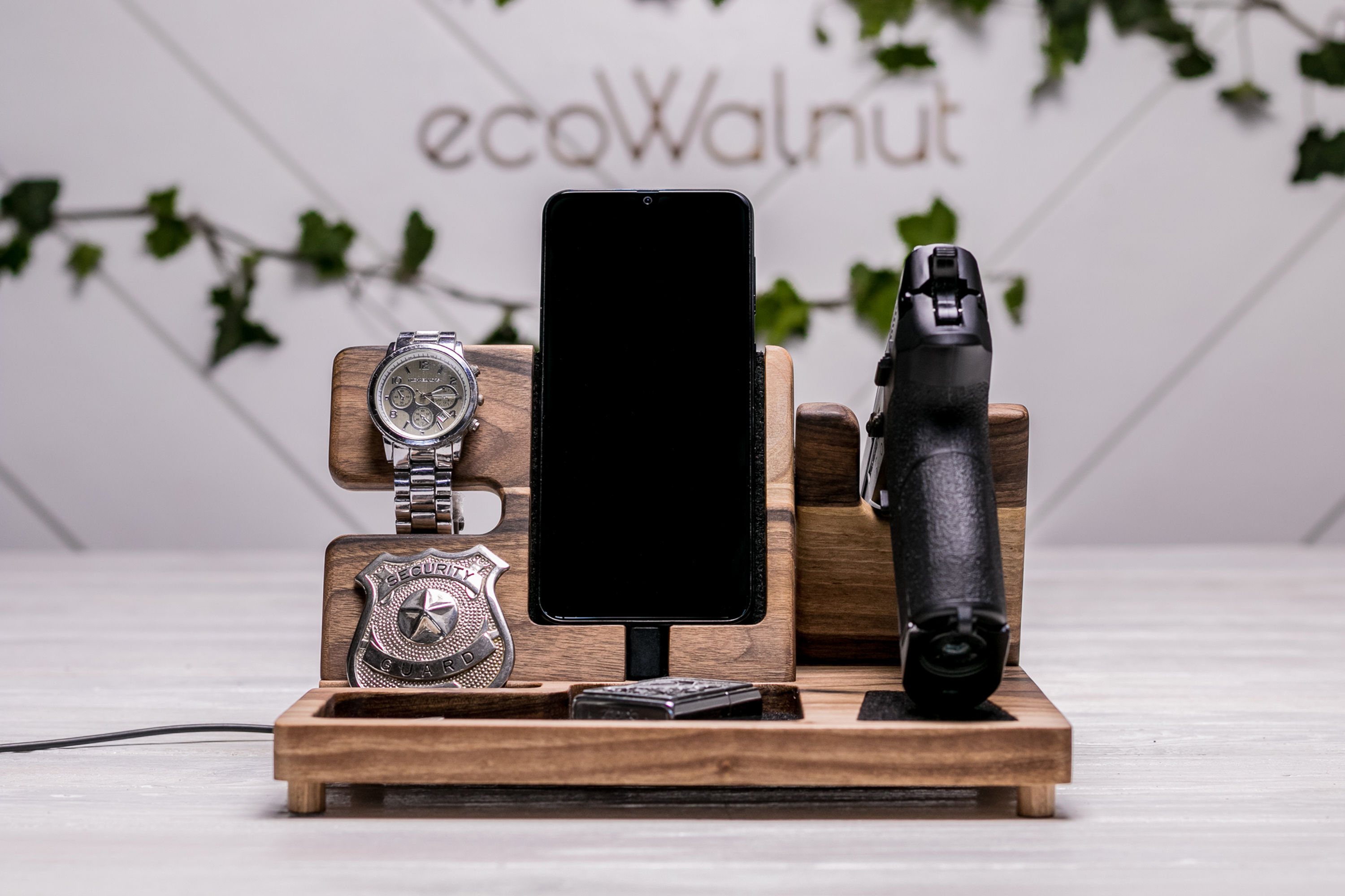 Органайзер для пистолета, телефона и часов «Police»